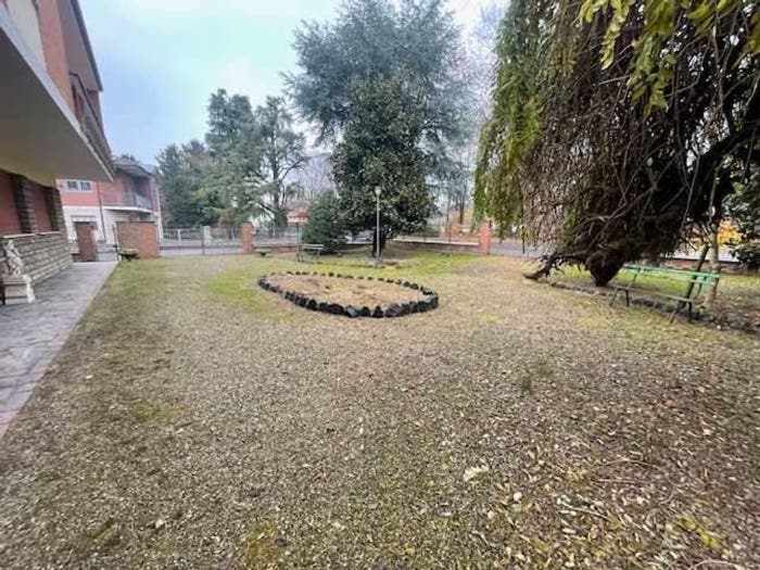 Casa con 6 locali in vendita in Montale Rangone, Castelnuovo Rangone