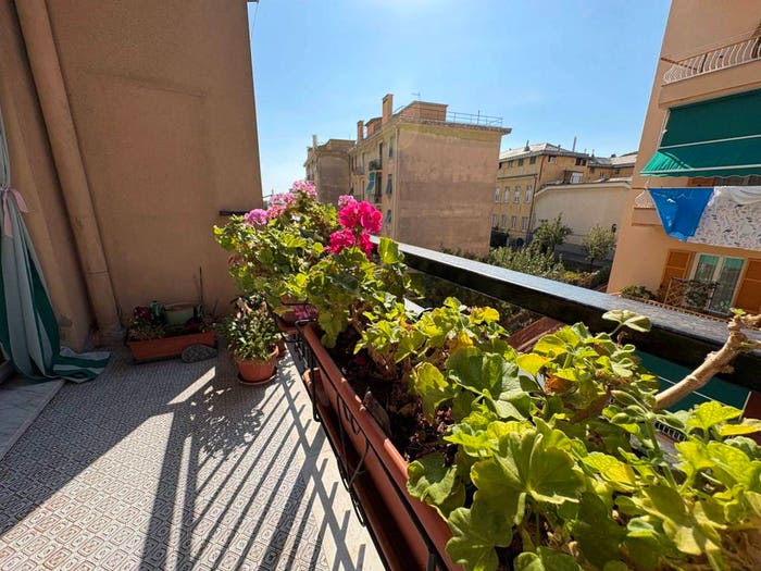 Appartamento quadrilocale in vendita in Via San Giovanni Battista, Sestri Ponente, Genova