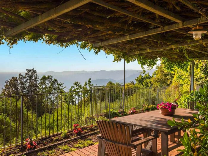 Casa con 6 locali in vendita in Località Mesco, Centro, Levanto