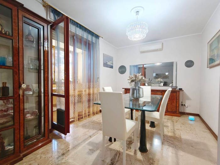 Appartamento trilocale in vendita in Via dei Pini, Centro, Pieve Emanuele