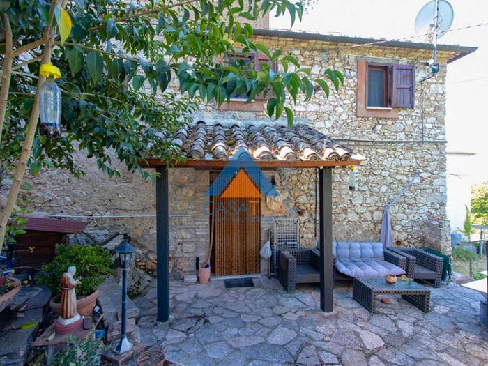 Appartamento trilocale in vendita in Via Rimembranze, Centro, Amelia