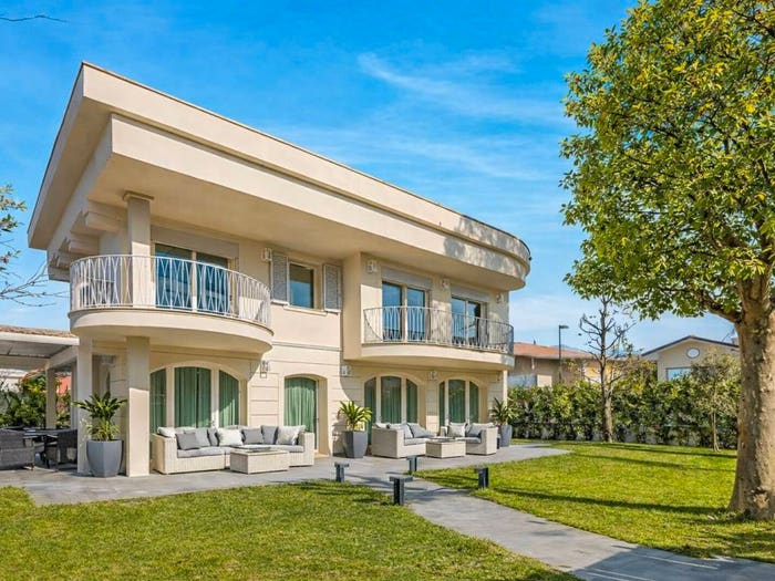 Casa con 6 locali in vendita in Via Giovanni Agnelli, Centro, Forte dei Marmi