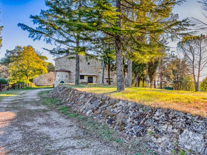 Casa con 6 locali in vendita in Città di Castello