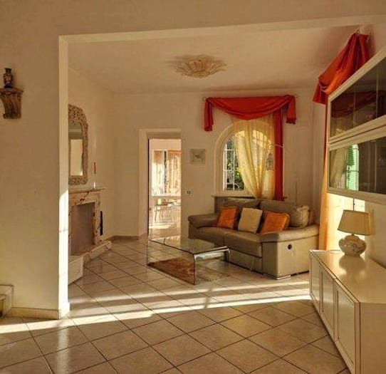 Casa con 5 locali in vendita in Bergiola Lavacchio, Massa