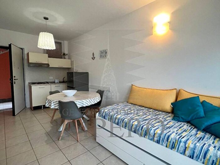 Appartamento trilocale in vendita in Via degli Amici, Piani di Borghetto Ospedale, Bordighera