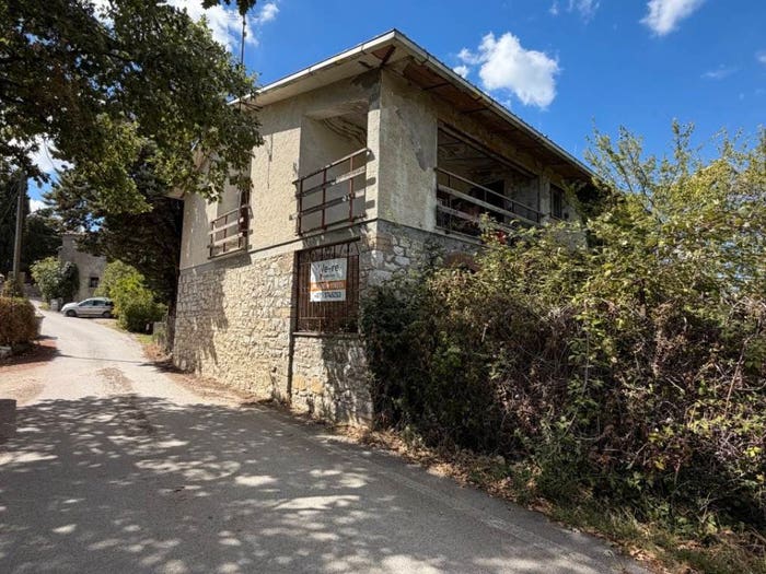 Casa quadrilocale in vendita in Strada Monte Bagnolo Valbiancara, Colle Umberto Monte Tezio, Perugia