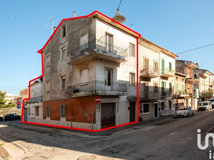 Casa con 6 locali in vendita in Via QUATTRO NOVEMBRE, Centro, Porto Sant'Elpidio