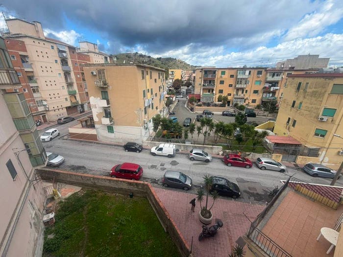 Appartamento trilocale in vendita in Via Gioacchino Chinigò, Gazzi, Messina