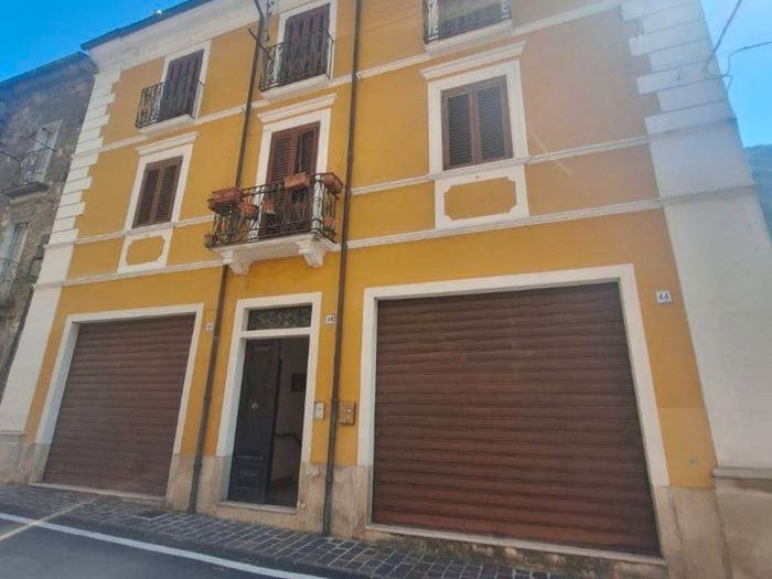 Casa con 6 locali in vendita in Via Nazionale, Centro, Antrodoco