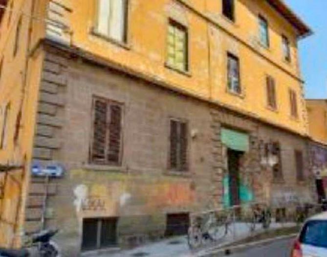Casa con 6 locali in vendita in Via dei Mulini, Cisternone, Livorno