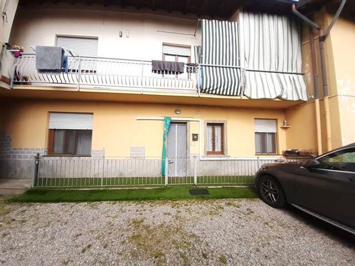 Appartamento trilocale in vendita in Caprino, Caprino Bergamasco