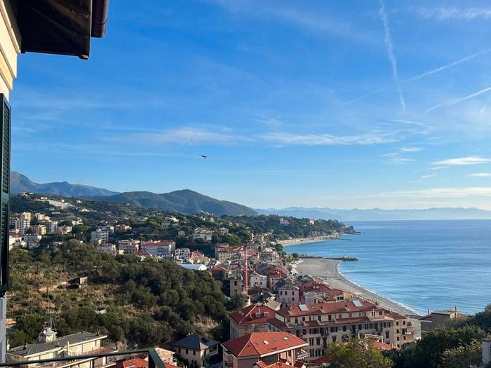 Appartamento quadrilocale in vendita in Via Cassisi, Celle Ligure Pecorile, Celle Ligure