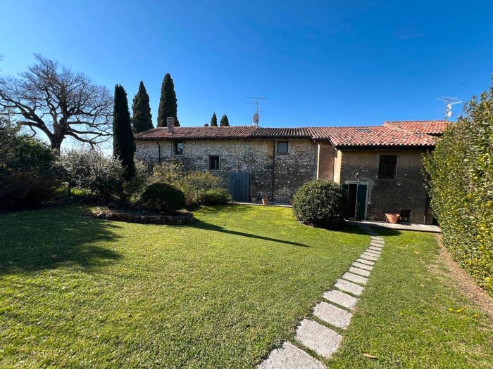 Casa in vendita in Via Lotrago di Romagnano, Grezzana