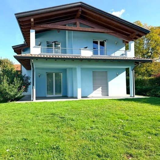 Casa quadrilocale in vendita in Via Roma, Centro, Valmorea