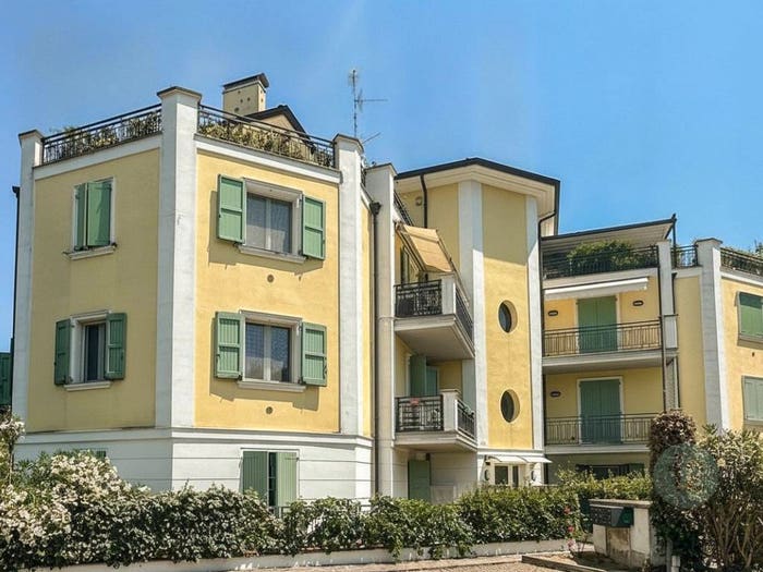 Appartamento trilocale in vendita in Via dell'Uva, Santa Croce, Carpi