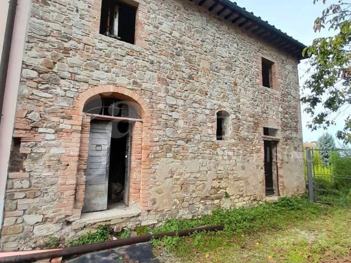 Casa con 6 locali in vendita in Centro, Poggibonsi