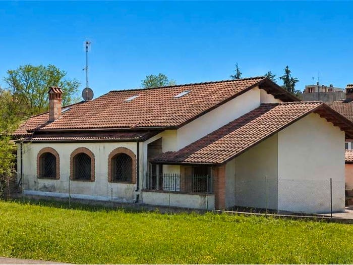 Appartamento con 5 locali in vendita in VIA CLAUDIO MONTEVERDI, Pratillo, Frosinone