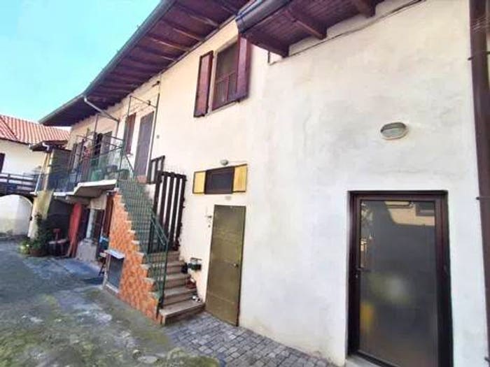 Appartamento bilocale in vendita in Via Costa A, Centro, Somma Lombardo