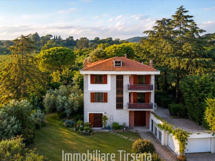 Casa con 5 locali in vendita in Centro, Orvieto