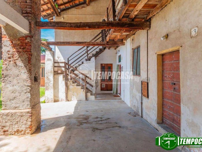 Casa con 5 locali in vendita in Via I Maggio, Mesero