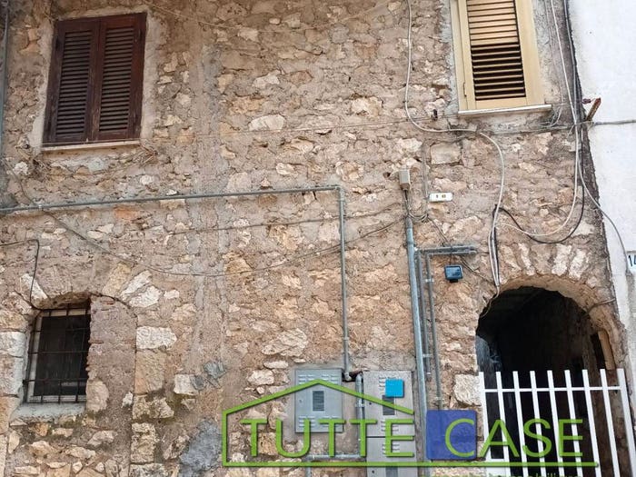 Appartamento bilocale in vendita in Via del Boschetto, Norma