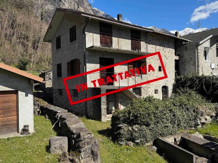 Casa con 5 locali in vendita in Via Scandolera, Mese