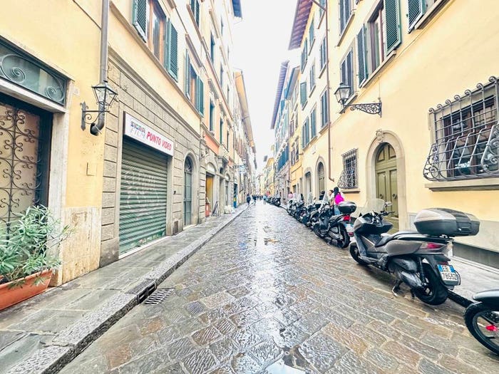 Appartamento bilocale in vendita in Via Sant'Antonino, Duomo, Firenze