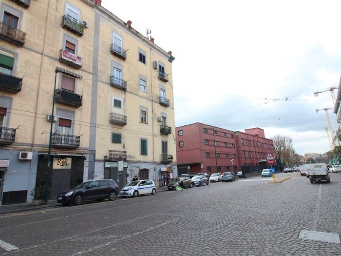 Appartamento quadrilocale in vendita in Via Giovanni Gussone, San Carlo All'Arena, Napoli