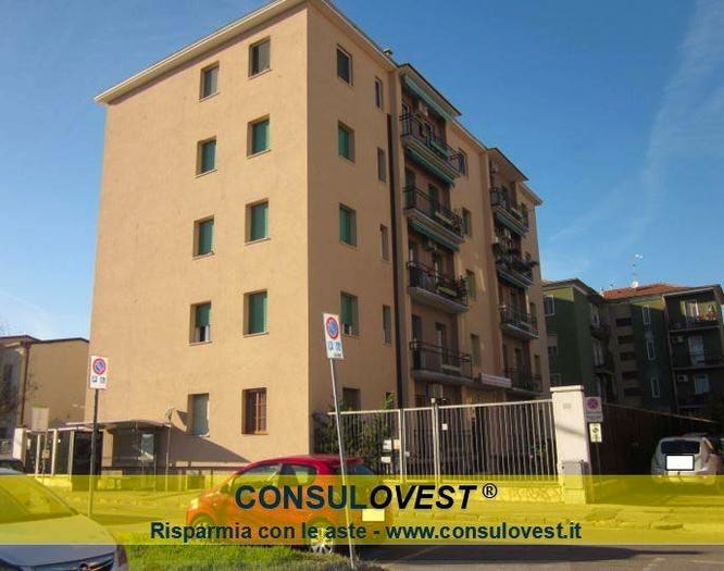Appartamento trilocale in vendita in Via Giovanni Ingrao, San Giovannino Pompieri, Pavia