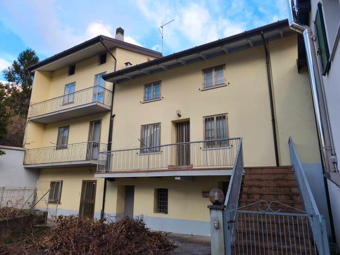 Casa con 6 locali in vendita in Via Antonio Bidernuccio, Centro, Venzone