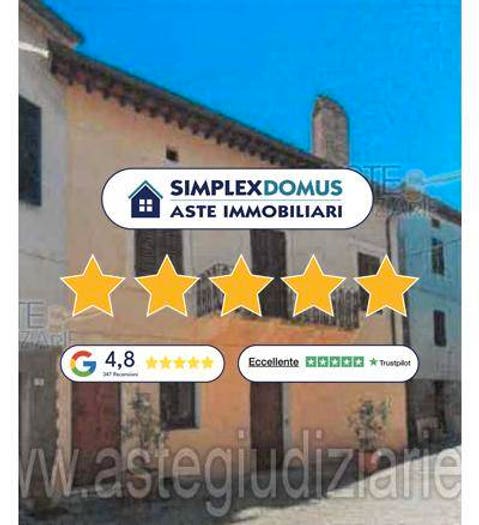 Appartamento con 6 locali in vendita in Borgo Vittorio Emanuele, Centro, Castiglione d'Orcia