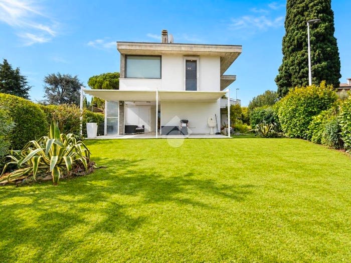 Casa con 5 locali in vendita in Via vivaldi, Rivoltella, Desenzano del Garda