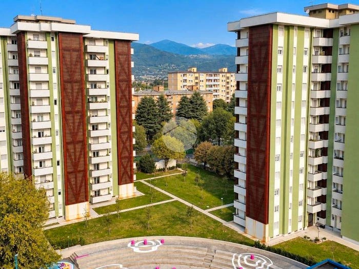 Appartamento trilocale in vendita in Via Casazza, Casazza, Brescia