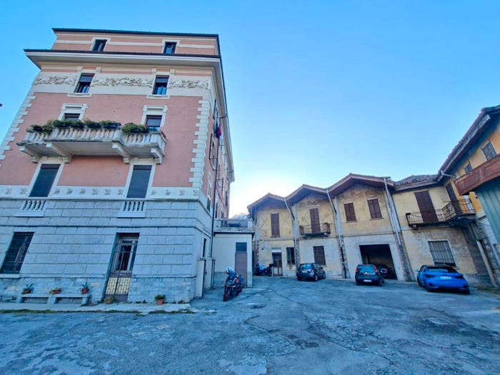 Casa con 6 locali in vendita in Via Antonio Ghislanzoni, Pescarenico, Lecco