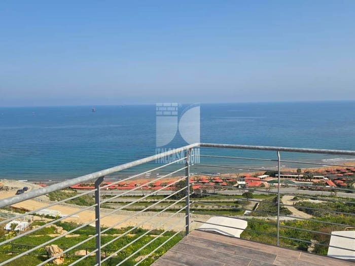Appartamento con 5 locali in vendita in viale magna grecia, Lungomare Capocolonna, Crotone