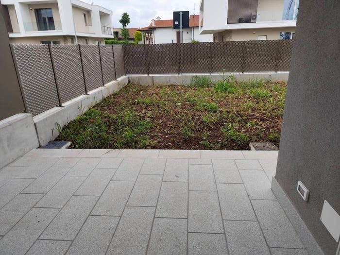 Appartamento trilocale in vendita in Via Cascina Maffeis, Azzano San Paolo