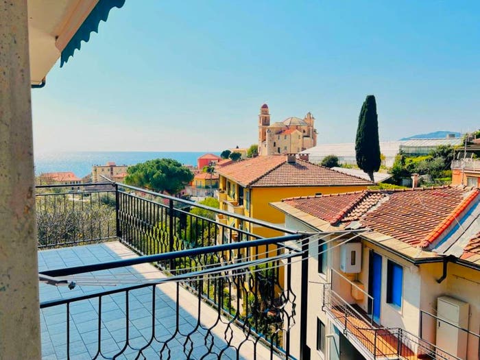 Appartamento trilocale in vendita in Via Solitario delle Alpi, Cervo