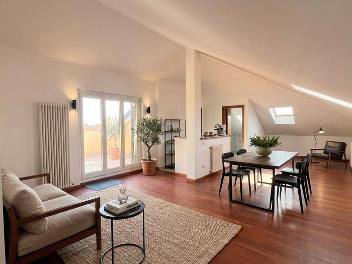 Appartamento con 5 locali in vendita in Via Romagna, Cesano Maderno