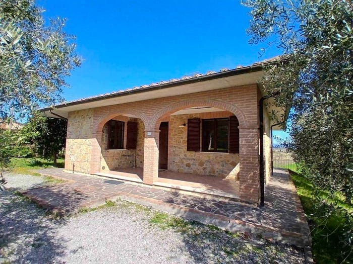 Casa con 6 locali in vendita in Montepulciano