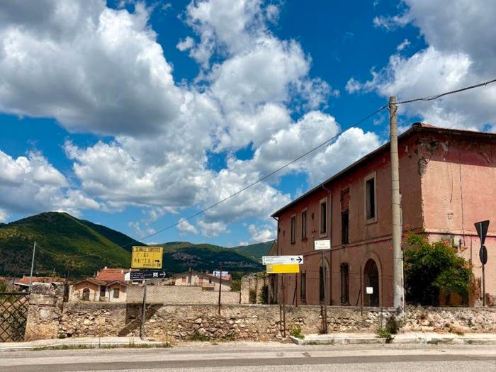 Casa con 6 locali in vendita in Via Poggio Filippo, Magliano De'Marsi, Magliano de' Marsi