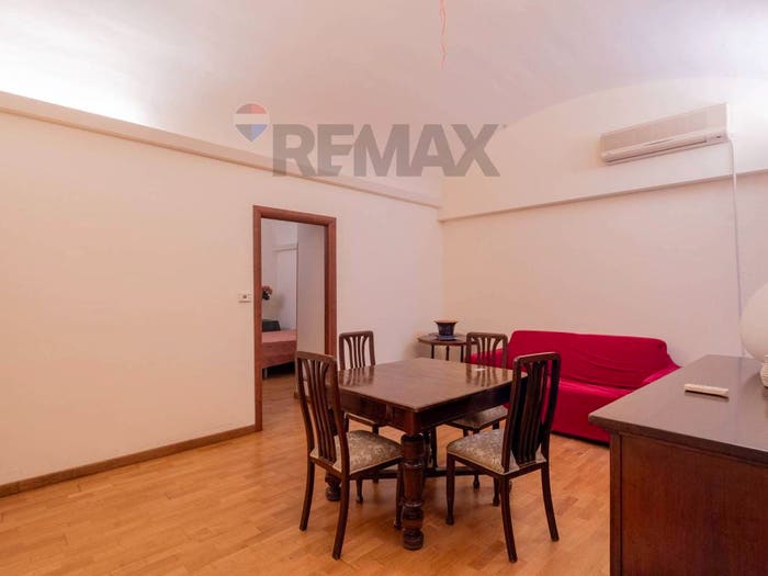 Appartamento trilocale in vendita in Via Quintino Sella, Politeama Ruggiero Settimo, Palermo