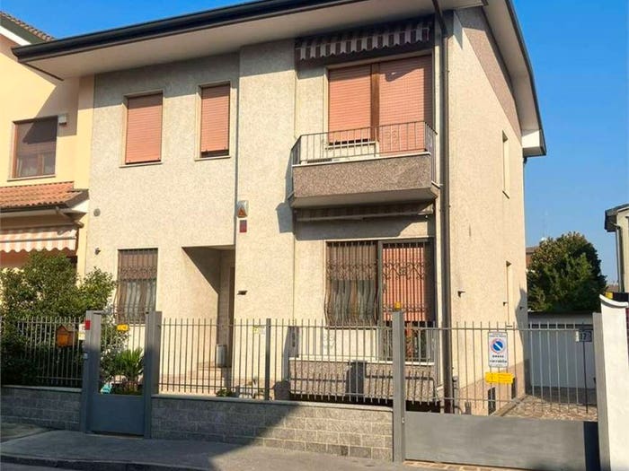 Casa con 5 locali in vendita in via Paganini, Centro, Locate di Triulzi