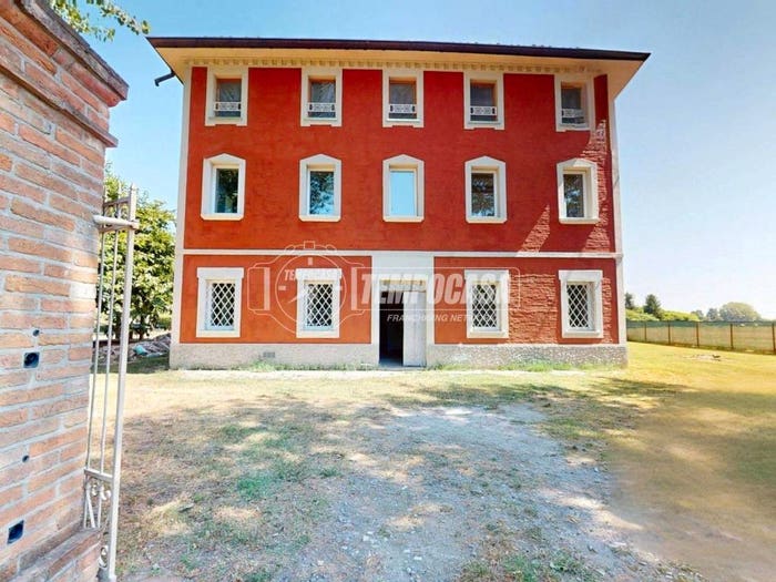 Casa con 5 locali in vendita in Stradello Rossi di Cortile, Cortile, Carpi