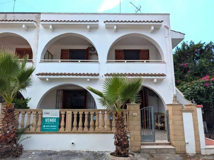 Casa quadrilocale in vendita in Via Riccione, Marina Di Mancaversa Giannelli, Taviano