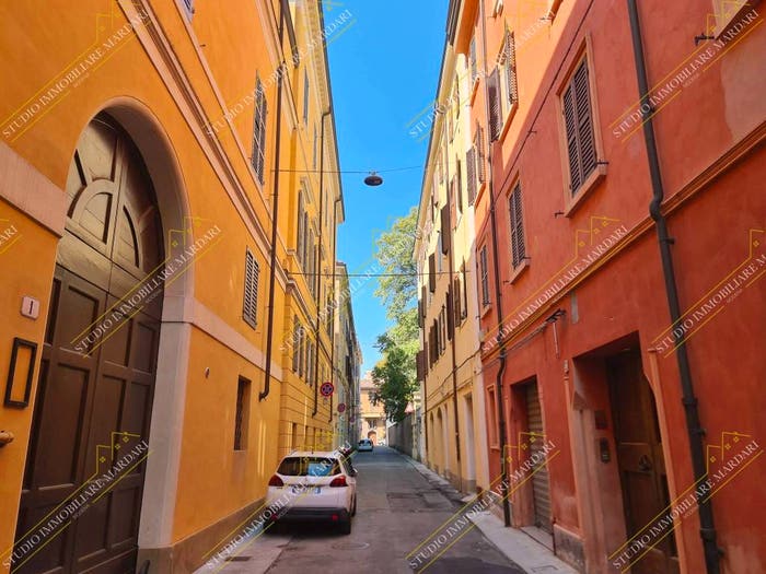Appartamento bilocale in vendita in Via Caselle, Centro Storico, Modena