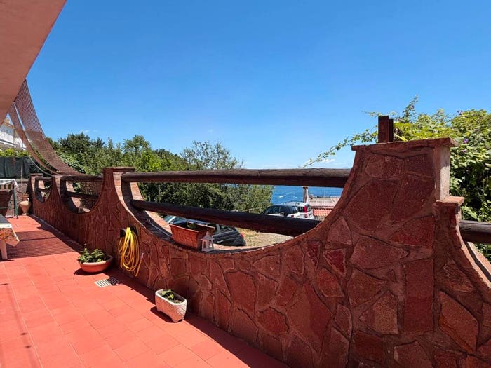 Appartamento quadrilocale in vendita in Via Giambattista Vico, Centro, Ischia