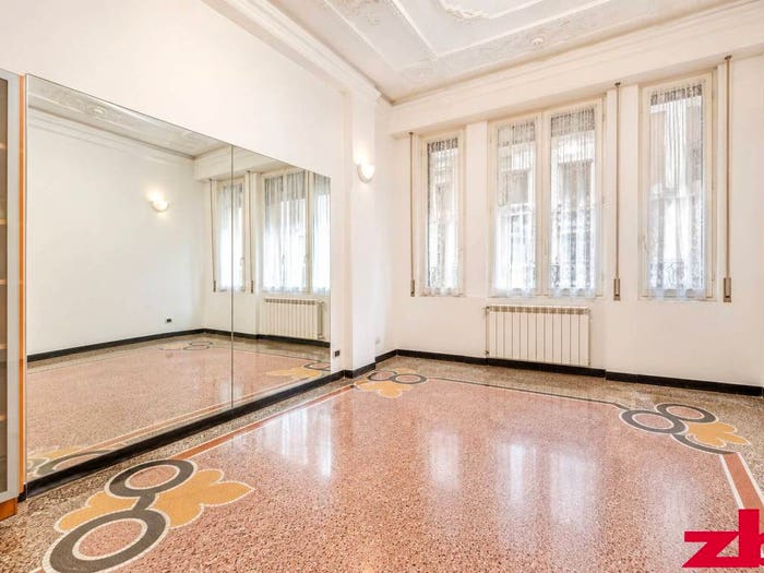 Appartamento con 5 locali in vendita in Via Nizza, Albaro, Genova
