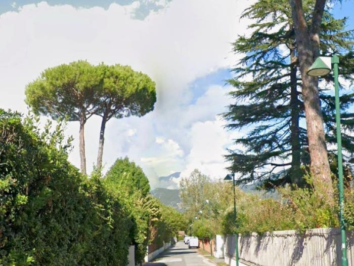 Casa con 6 locali in vendita in Vittoria Apuana, Forte dei Marmi