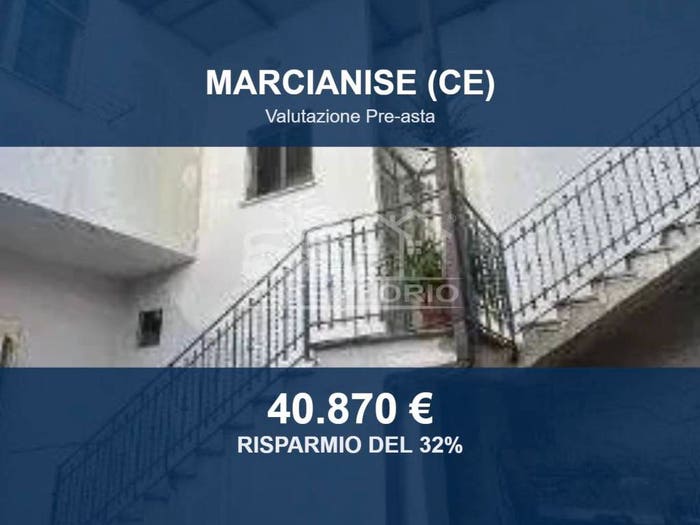 Casa trilocale in vendita in Via Giacomo Puccini, Marcianise