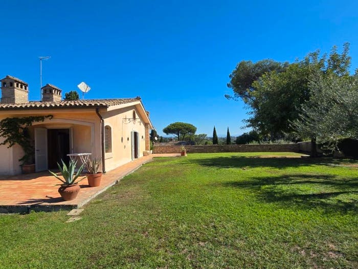 Casa con 6 locali in vendita in Monte Caminetto, Sacrofano